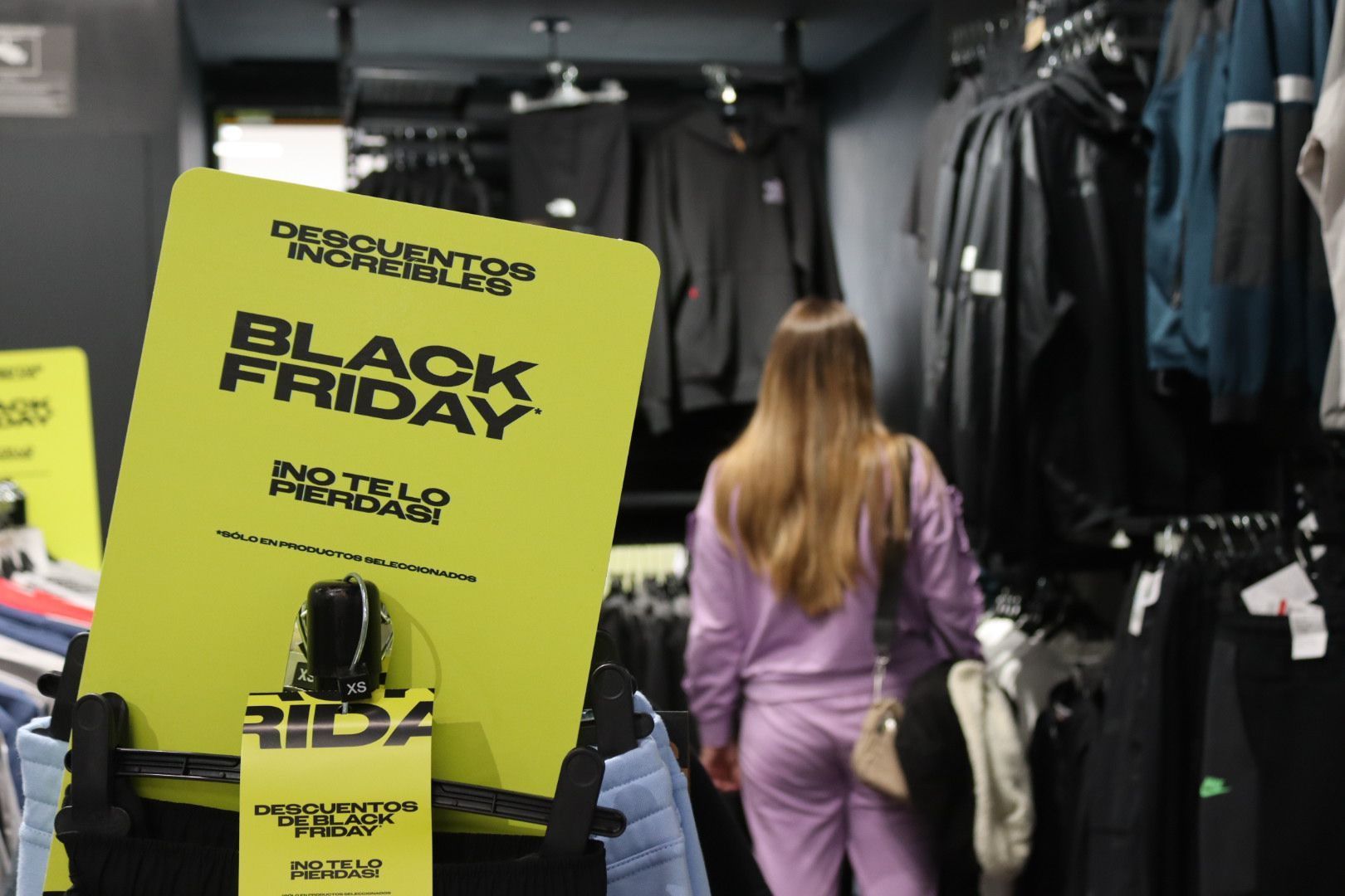 El Black Friday ha evolucionado de ser un día caótico de compras a consolidarse como un fenómeno